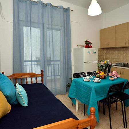 Maria Konstantinidis Apartments Неа Потидея Екстериор снимка