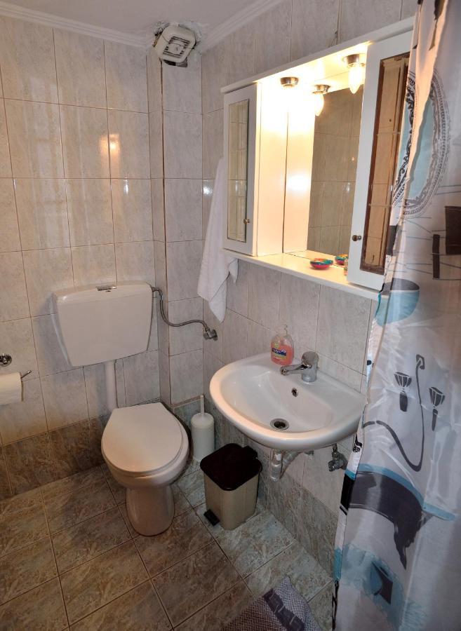 Maria Konstantinidis Apartments Неа Потидея Екстериор снимка